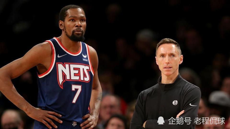 记者：斯卡洛尼和阿足协主席之间的关系已彻底破裂ESPN记者帕拉迪索消息，阿根廷主帅斯卡洛尼和足协主席塔皮亚之间的关系已彻底破裂。